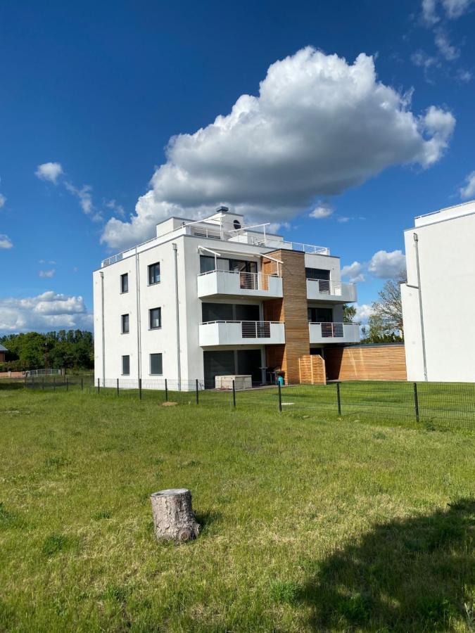 Modernes Apartment Am Hafen Mit Seeblick Grossraeschen Exteriér fotografie